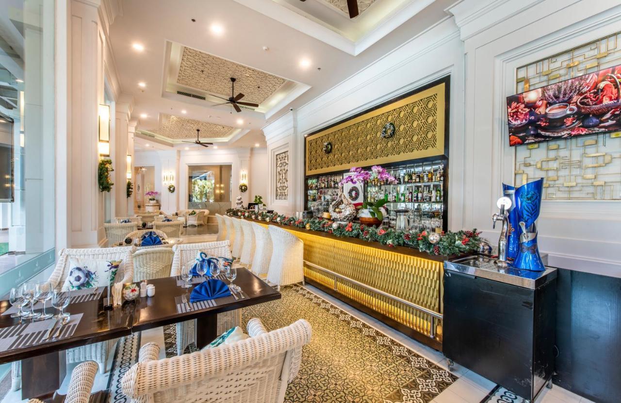 Vinpearl Resort & Spa Phu Quoc Exterior photo The interior of the restaurant