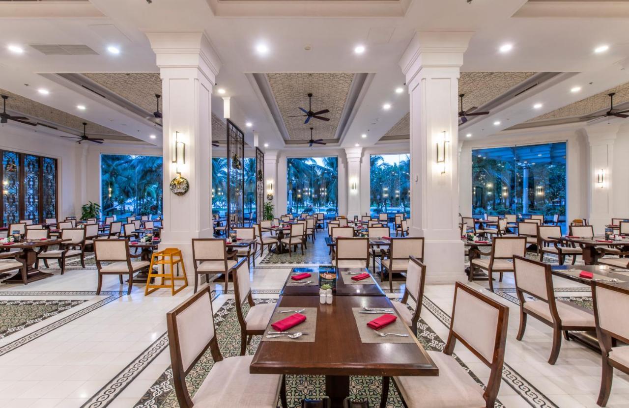 Vinpearl Resort & Spa Phu Quoc Exterior photo The restaurant at the hotel