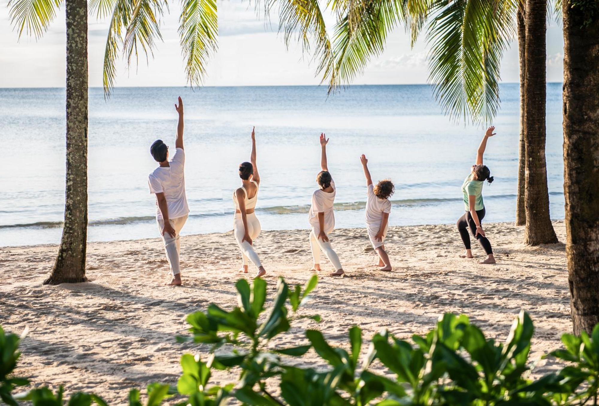 Vinpearl Resort & Spa Phu Quoc Exterior photo The beach at the resort